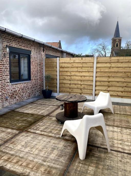 Entre Ville Et Campagne Appartement Cosy Avec Parking Et Terrasse Wood Coutiches Ngoại thất bức ảnh